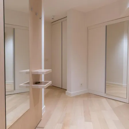 Zepterme By & Free Private Parking Apartmán