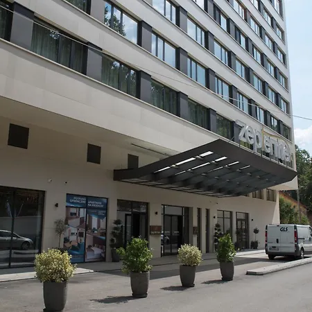 Zepterme By & Free Private Parking