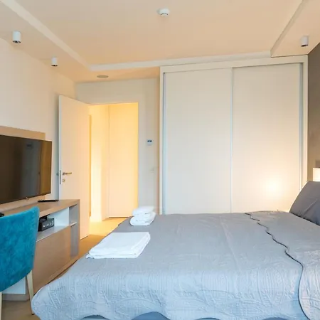 Zepterme By & Free Private Parking