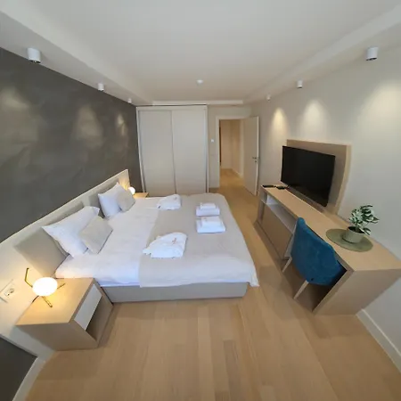 Zepterme By & Free Private Parking