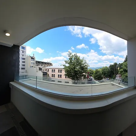 Zepterme By & Free Private Parking Apartmán